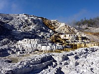 Yellowstone Mammoth Hotsprings (21).JPG